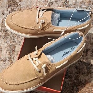 Cat & Jack Tan Boat Shoes/Size6